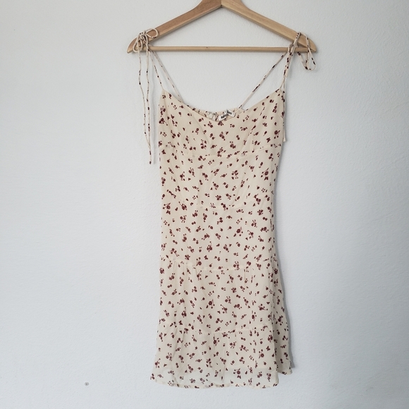 Reformation | Bisque Mini Dress in Floral Colette Print size 2 - Picture 4 of 13